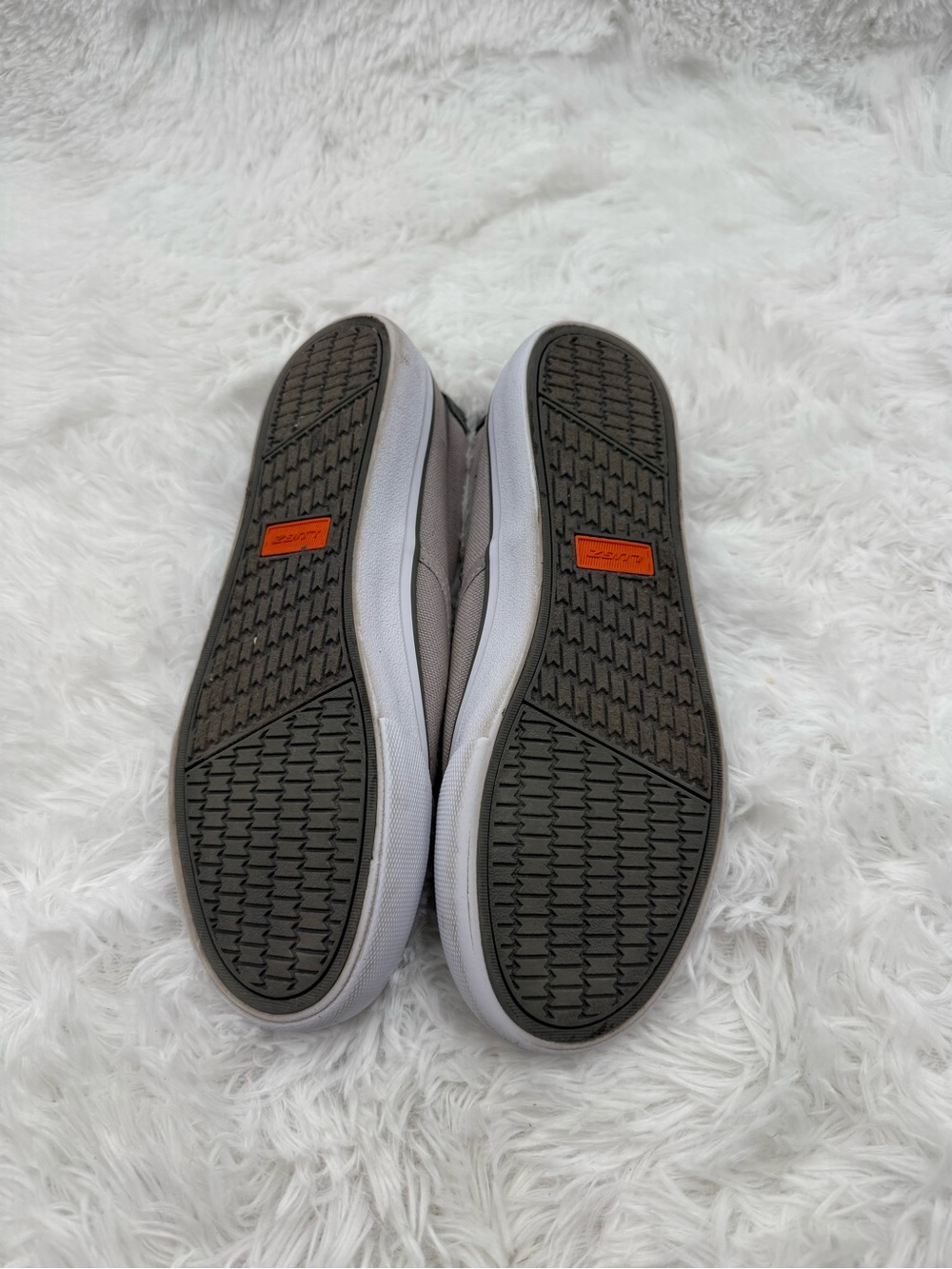 Lugz Sneakers Size 5.5 Gray Slip-On Clip Canvas Sneakers Casual Comfort - Picture 6 of 7